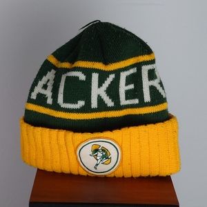 Mitchell & Ness Packers Beanie